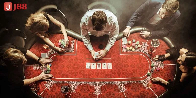 Chơi Poker Đúng Cách Như Thế Nào? Hé Lộ Từ Cao Thủ J88 3 Ván chơi Poker tại J88 có quy định luật cược rất rõ ràng.