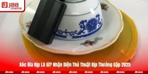 Xóc Đĩa Bịp Là Gì? Nhận Diện Thủ Thuật Bịp Thường Gặp 2025